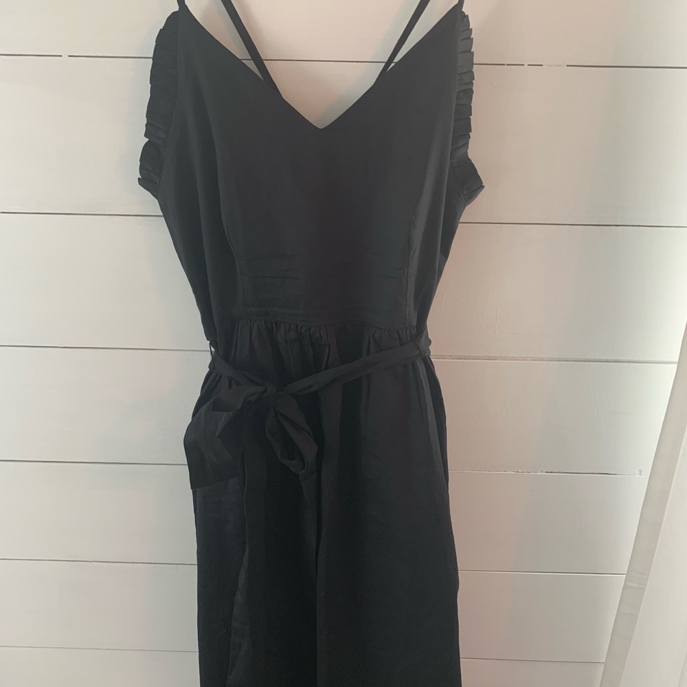 LOFT ruffle flare black dress size 4